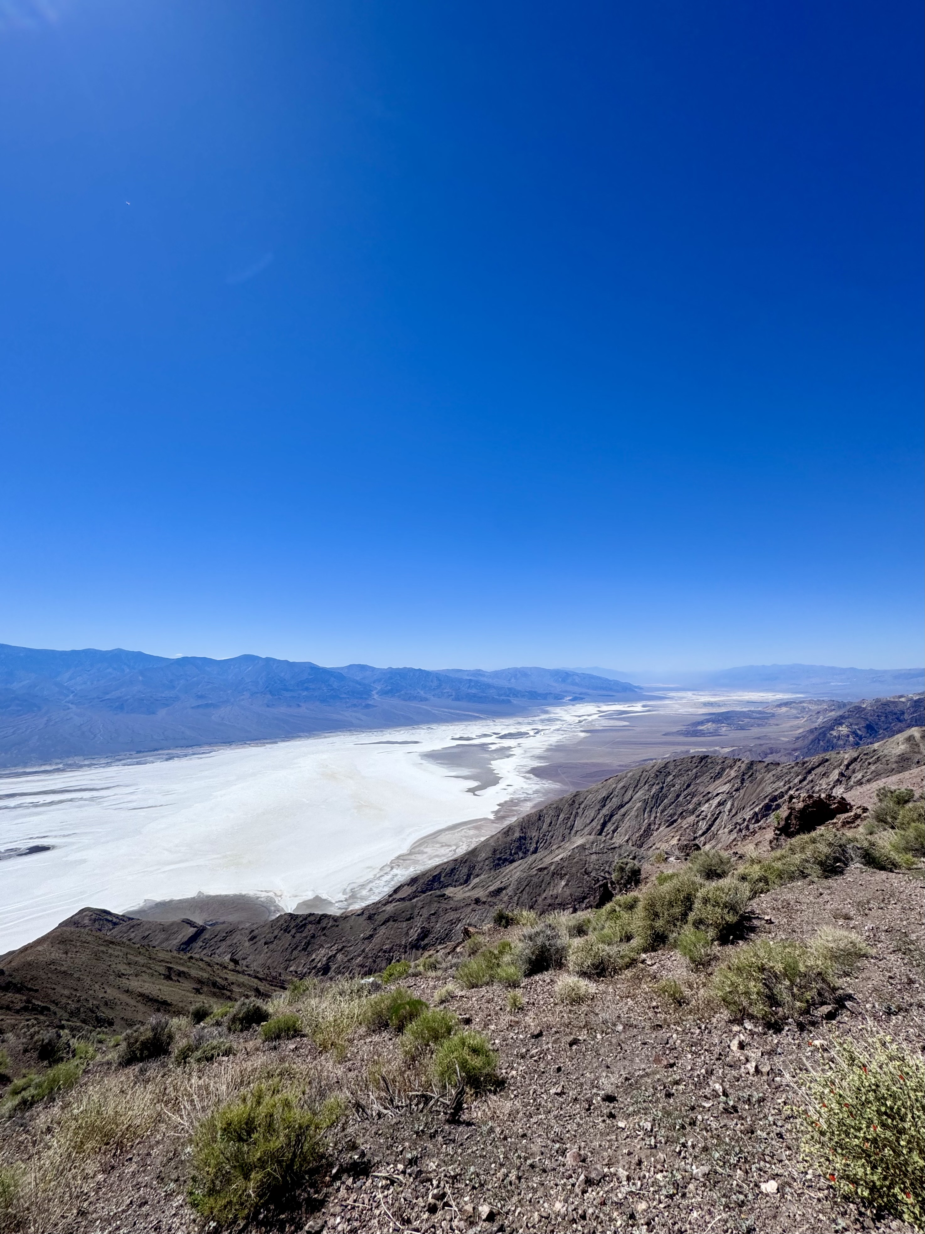 Incredibile panorama mozzafiato da Dante's View sulla distesa salina della Death Valley