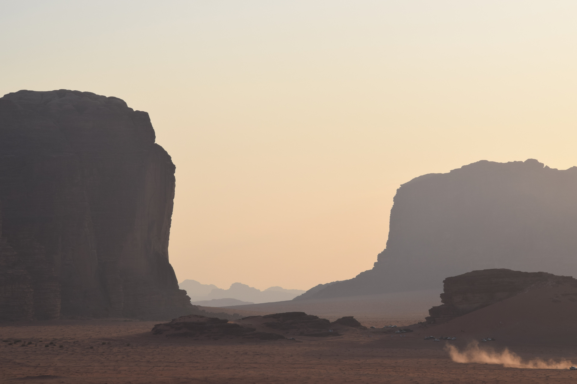 Anteprima: Wadi Rum in Giordania: esperienza autentica con i beduini nel deserto