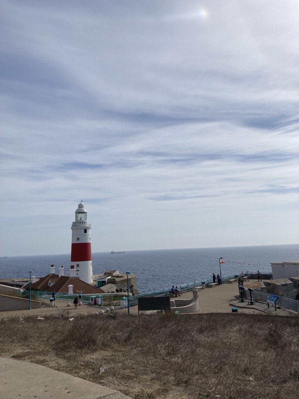 Faro di Europa point e veduta sullo stretto di Gibilterra